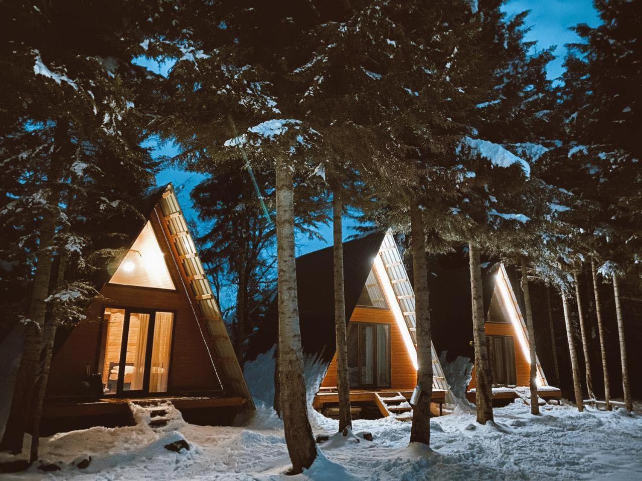 Bude Mestia Cottages Екстериор снимка