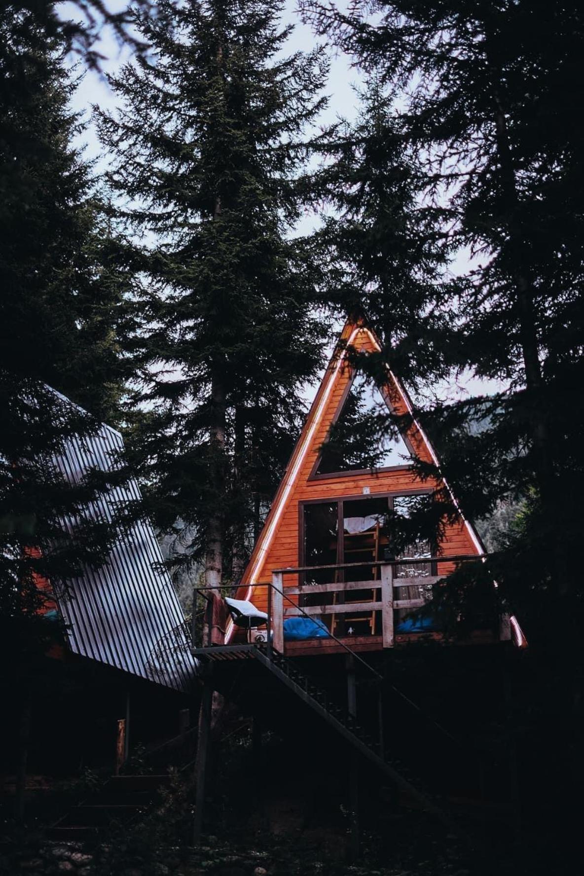 Bude Mestia Cottages Екстериор снимка